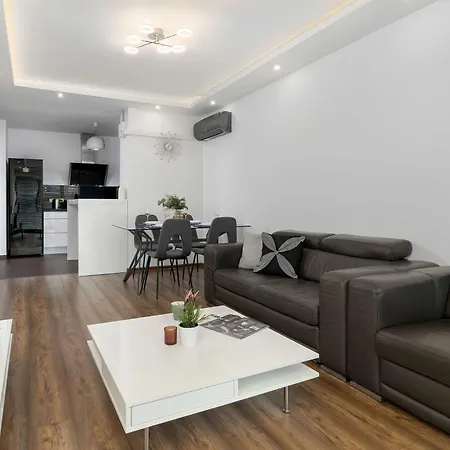 Apartament Elegant With Air Conditioning Close To Kazimierz By Renters